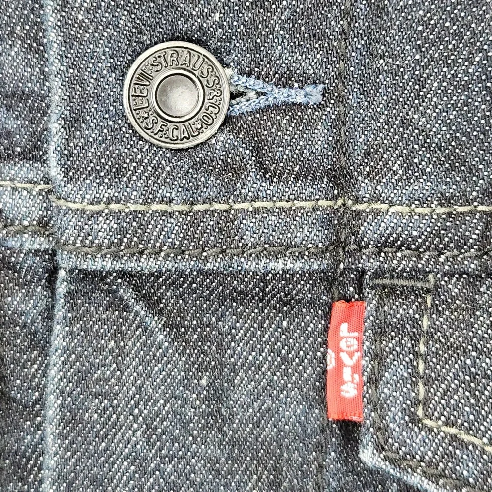 Levi's Youth Dark Wash Denim Trucker Jacket‎ Size M 100% Cotton 57511 Button Up